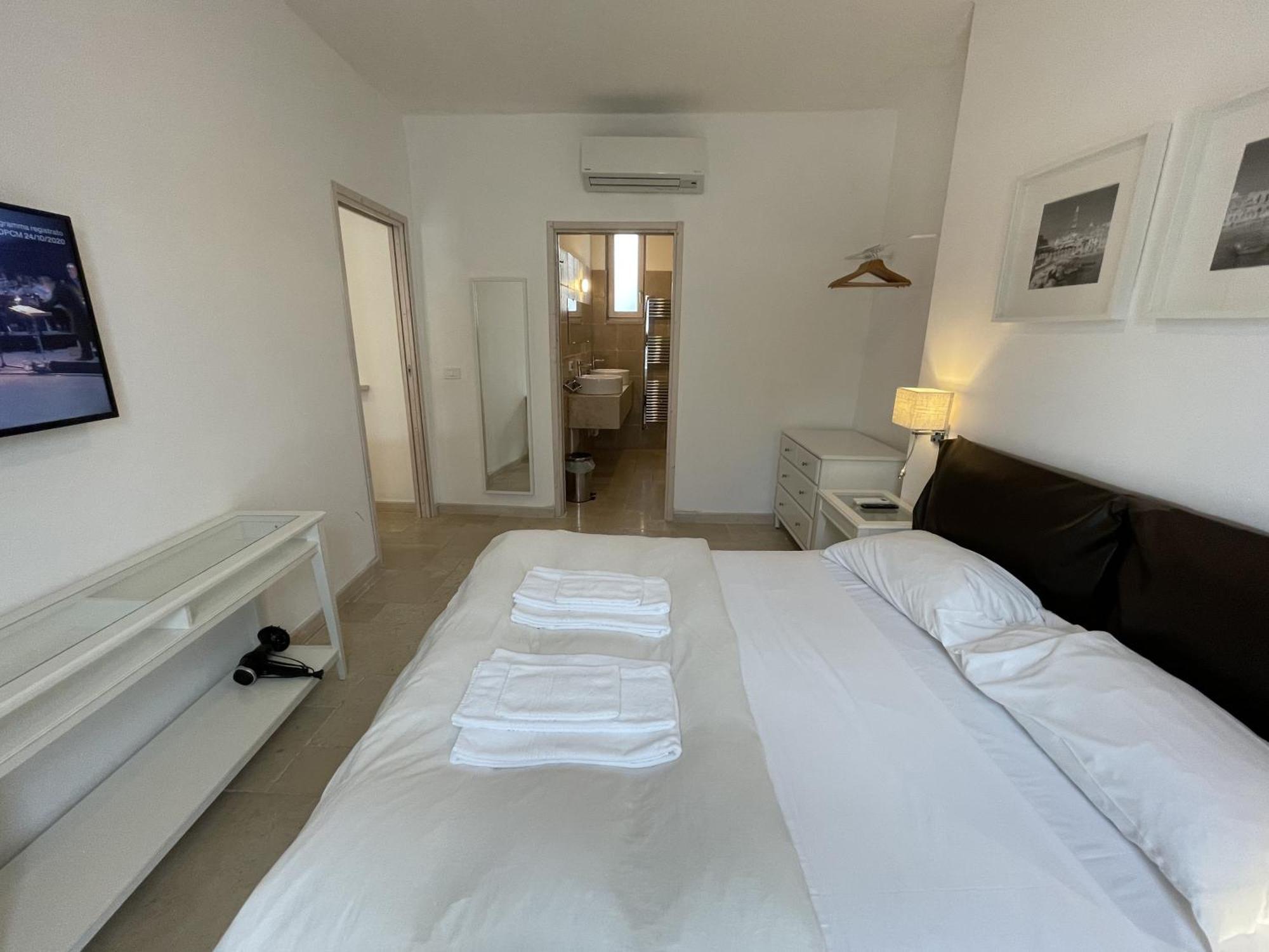 Barbacana46 Guest House โมโนโปลี ห้อง รูปภาพ