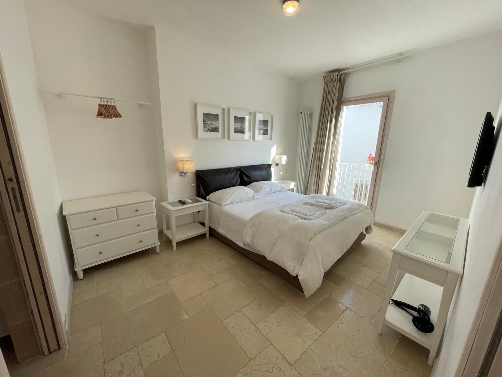 Barbacana46 Guest House โมโนโปลี ภายนอก รูปภาพ