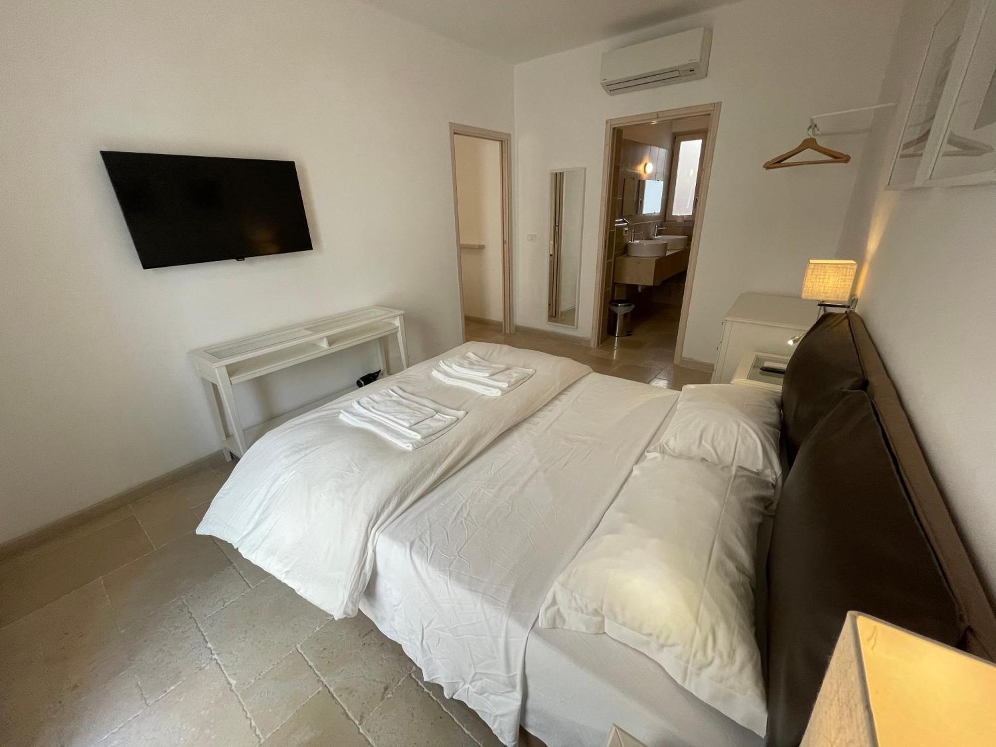 Barbacana46 Guest House โมโนโปลี ภายนอก รูปภาพ